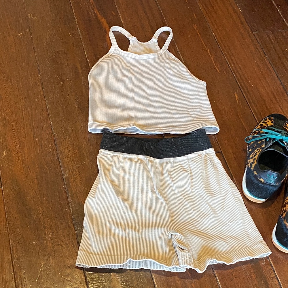 Free people movement tank and shorts Set - Cream